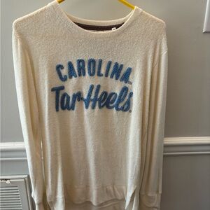 Pressbox UNC Cream and Blue Patterned Top